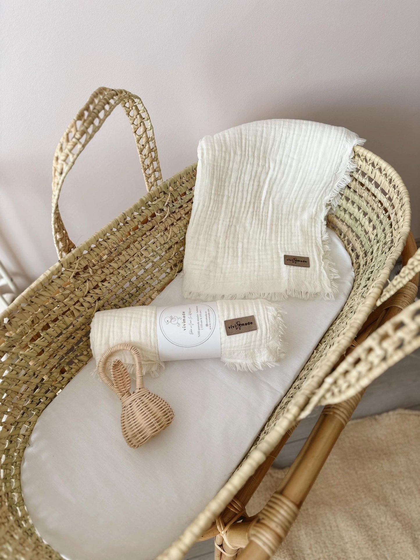 Baby Blanket Organic Cotton Soft Muslin Swaddle, Premium Quality Breathable Neutral Heirloom OEKO - TEX® Newborn Gift - VivimadeCa