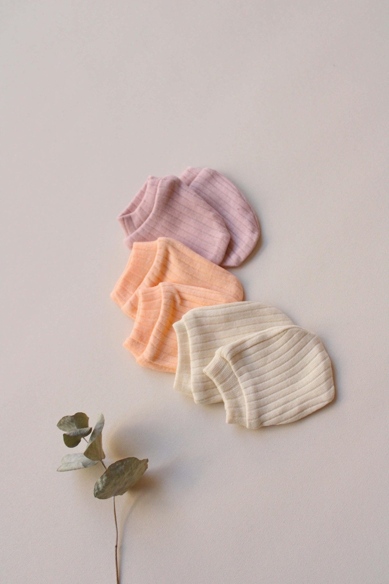 Baby Mittens | Set of 3 Organic Cotton Baby Gloves | Made from 100% organic cotton muslin Gloves | OEKO - TEX® Soft & Breathable for Newborns - VivimadeCa