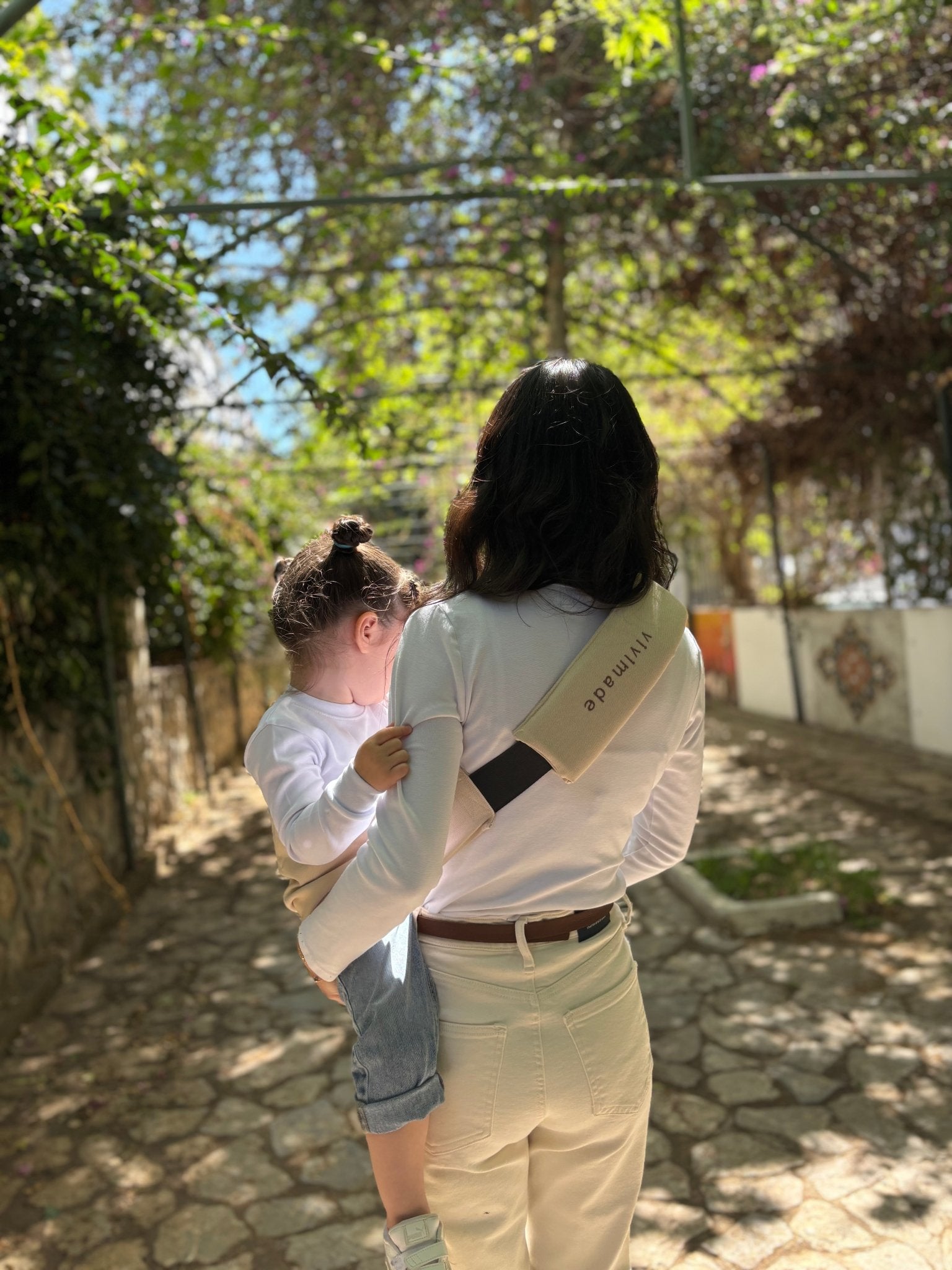 Baby Toddler Hip Sling Carrier - 100% Organic Cotton, Holds up to 20 kg, Safety Tested & Easy to Use Compact Babywearing Strap,Gifts for Mom - VivimadeCa