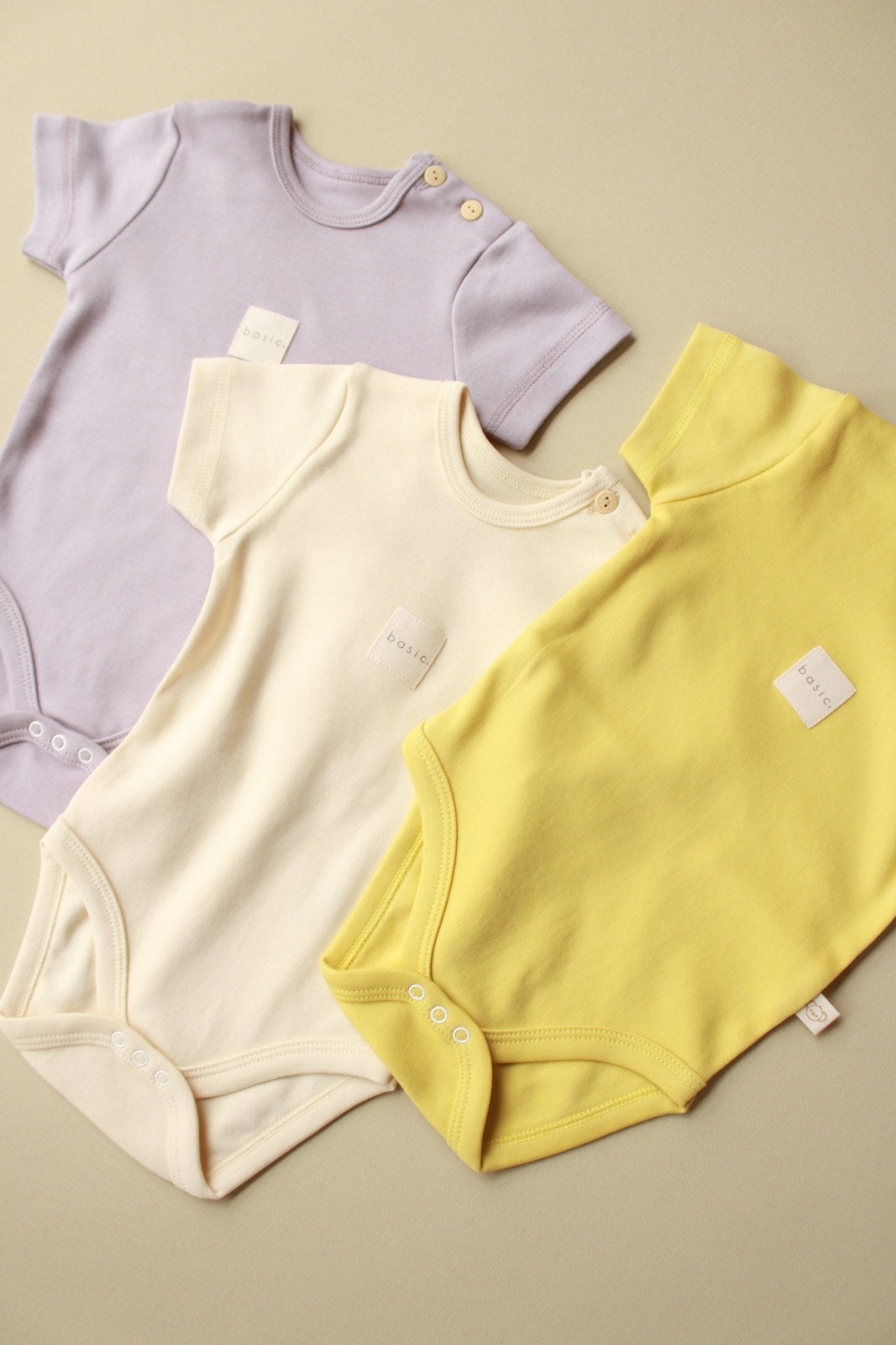 Bodysuit 3 - Pack Organic Cotton Baby Clothes, Premium Soft Gender Neutral Newborn Outfit, Ideal Baby Shower Gift & Comfort Wear - VivimadeCa