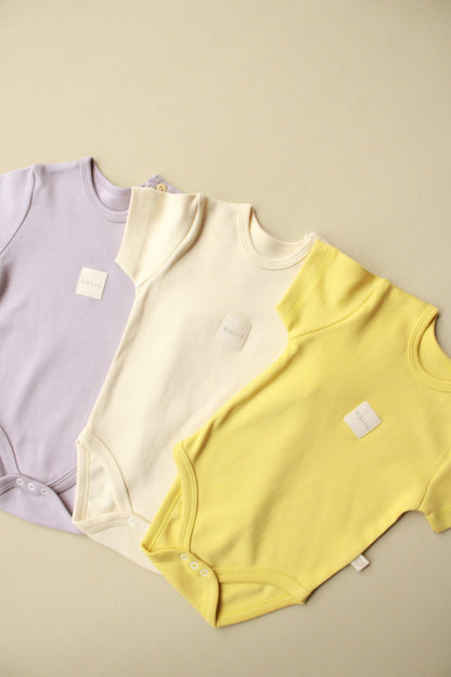Bodysuit 3 - Pack Organic Cotton Baby Clothes, Premium Soft Gender Neutral Newborn Outfit, Ideal Baby Shower Gift & Comfort Wear - VivimadeCa