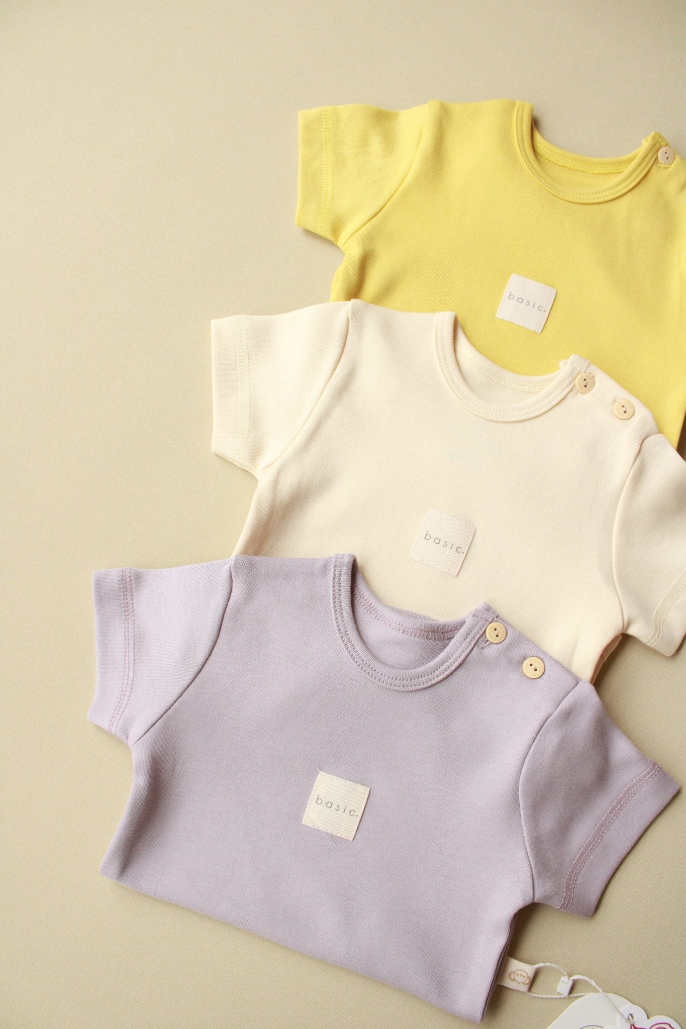 Bodysuit 3 - Pack Organic Cotton Baby Clothes, Premium Soft Gender Neutral Newborn Outfit, Ideal Baby Shower Gift & Comfort Wear - VivimadeCa