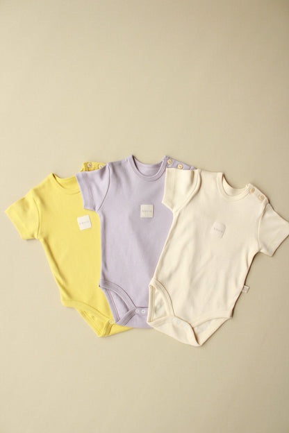 Bodysuit 3 - Pack Organic Cotton Baby Clothes, Premium Soft Gender Neutral Newborn Outfit, Ideal Baby Shower Gift & Comfort Wear - VivimadeCa