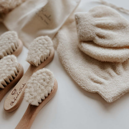 Natural Goat Hair Baby Comb | Soft Baby Brush for Newborns & Toddlers | Gentle Scalp Care | Baby Shower Gift - VivimadeCa