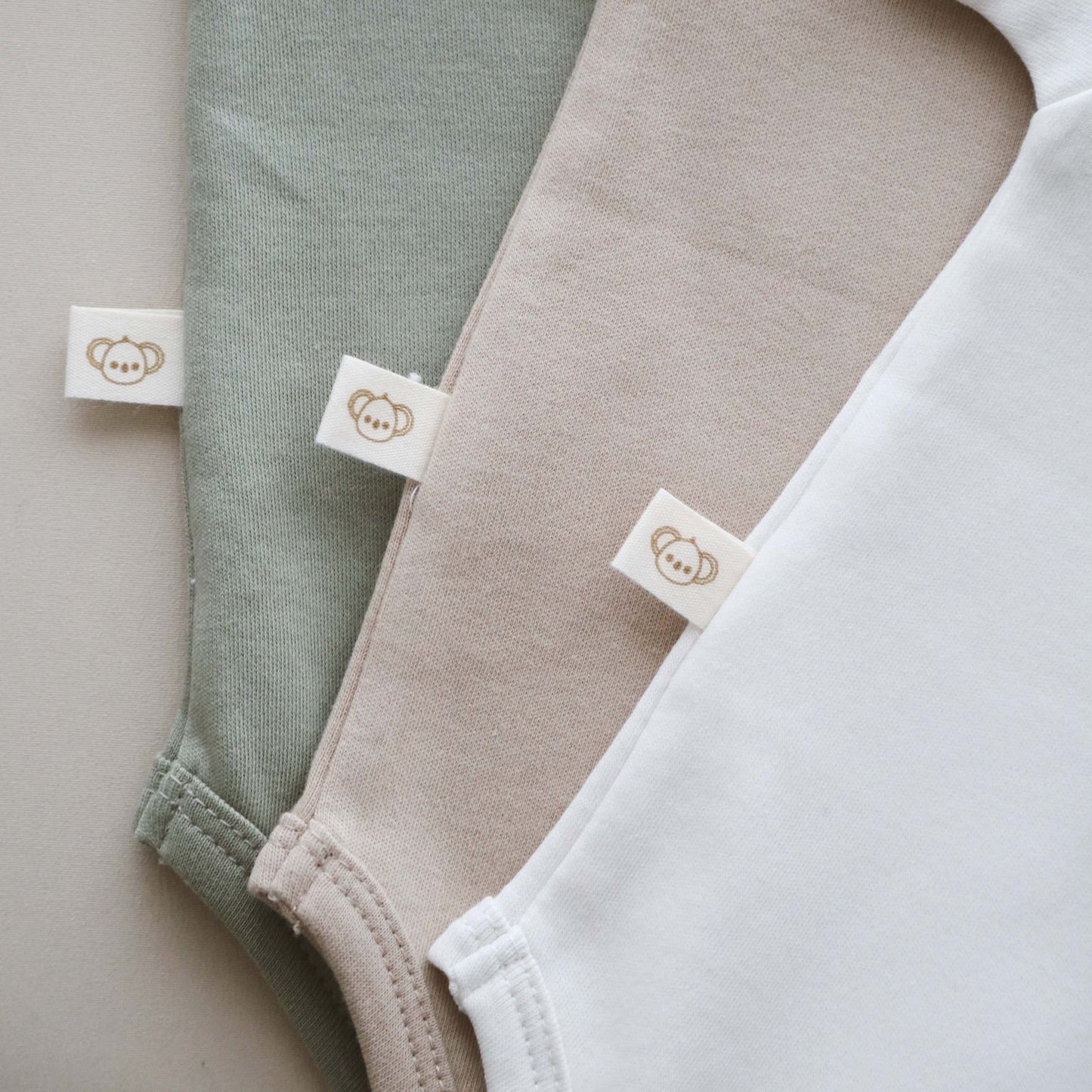 Newborn Onesie 3 - Pack Organic Cotton, Premium Soft Gender Neutral Newborn Wear, Ideal Baby Shower Gift, Eco - Friendly & Breathable Fabric - VivimadeCa