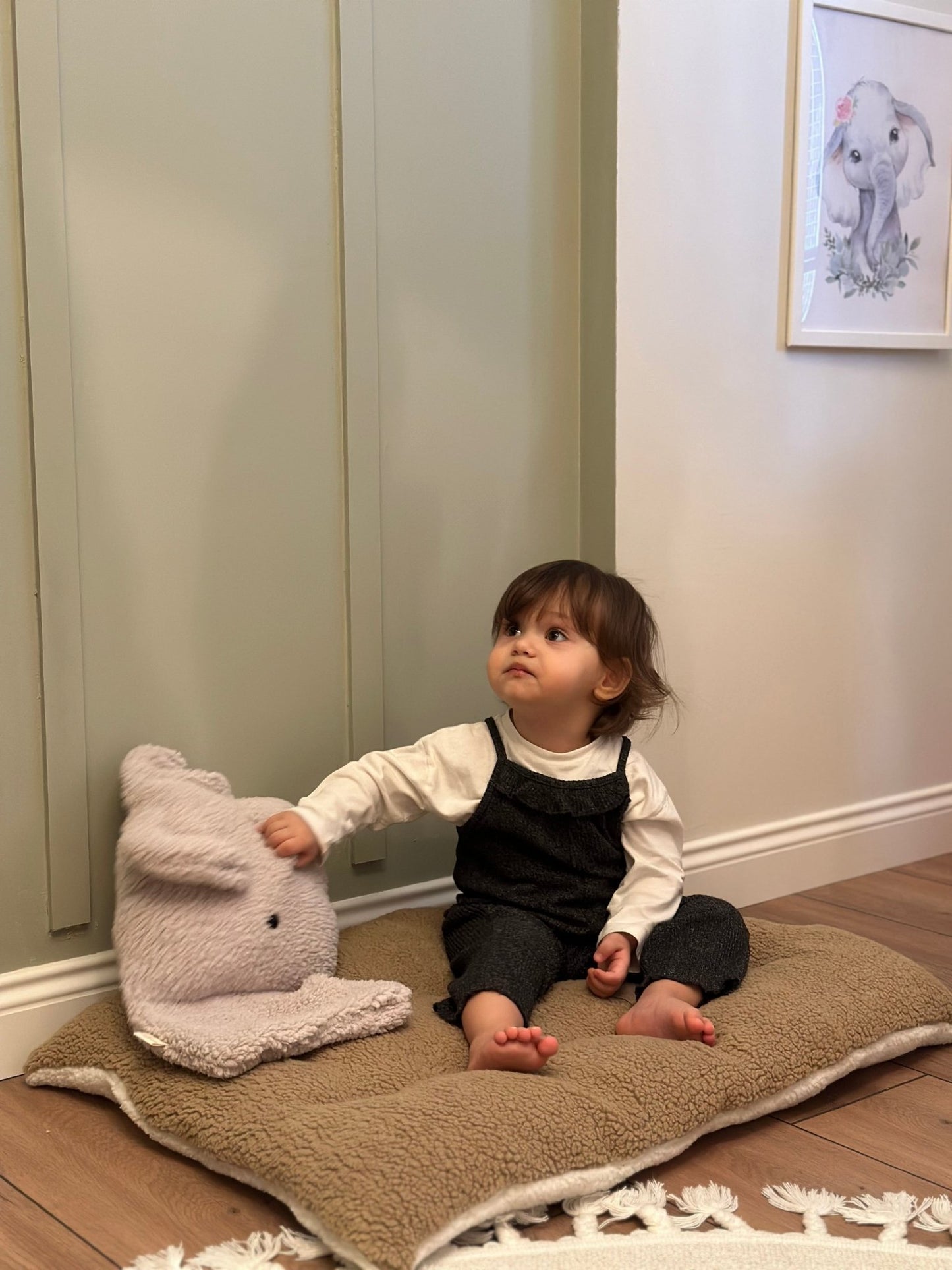 Plush Elephant Baby Nursery pillow Toy , Grey, Soft Sherpa Material Elephant Pillow Kids Baby Sleeping Companion - VivimadeCa